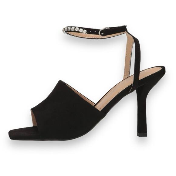 Adrienne Vittadini Ginnie rhinestone accented heels - Picture 8 of 13